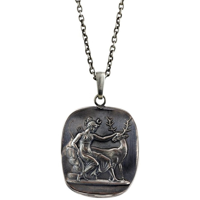 Artemis & Stag Pendant – Olithica